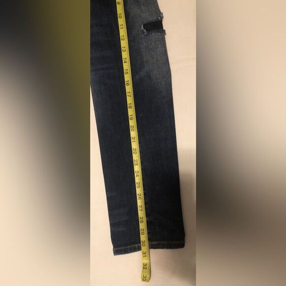 Cabi Size 4 Slim Boyfriend Patchwork Distressed Jean #5695 - Picture 9 of 11